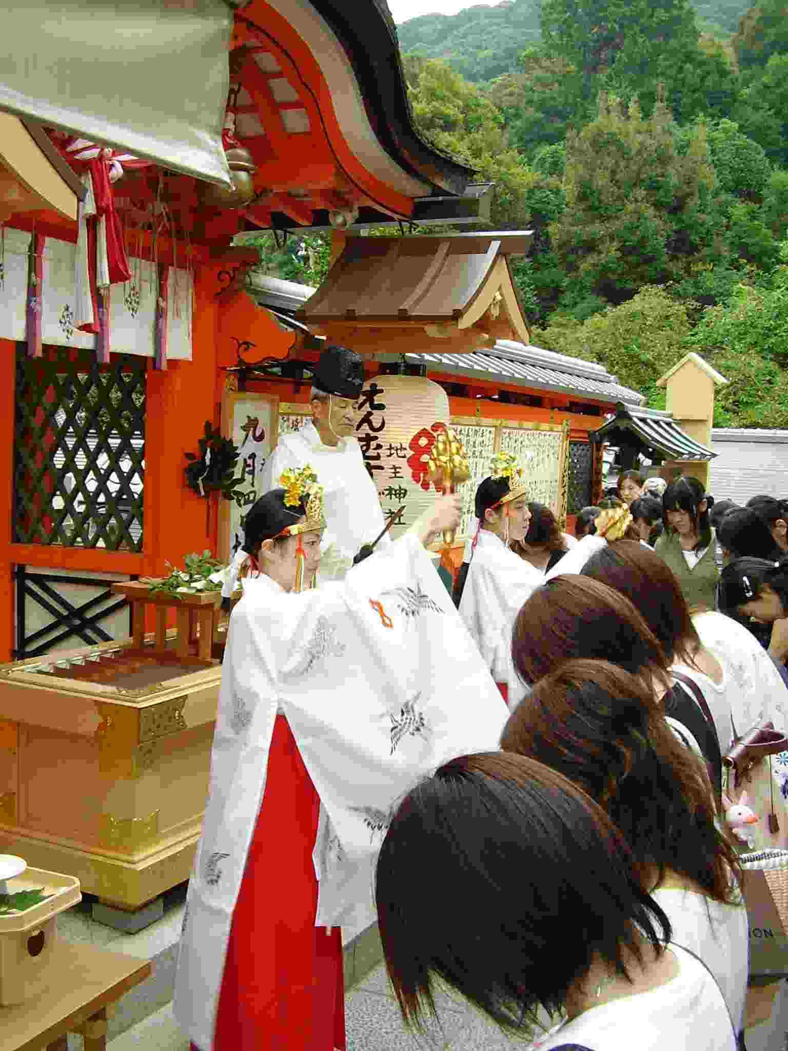 えんむすび地主祭り　巫女神鈴　京都地主神社