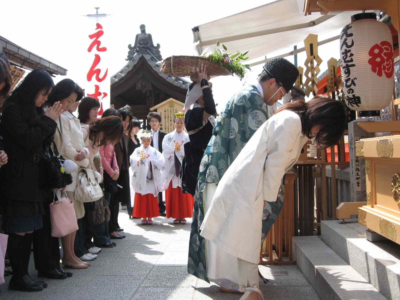 桜祭り　玉串拝礼