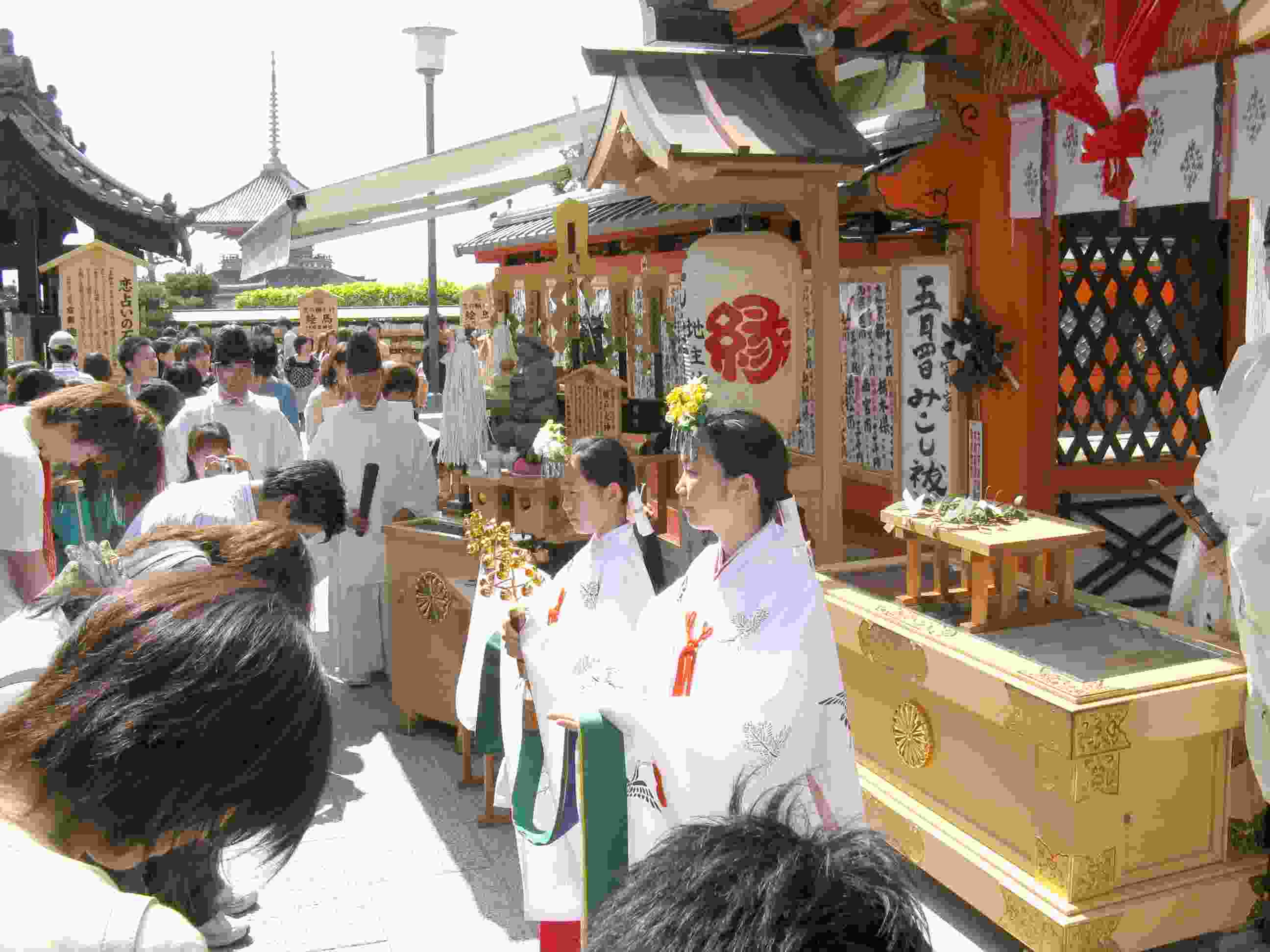 縁結び地主祭り 神鈴の儀