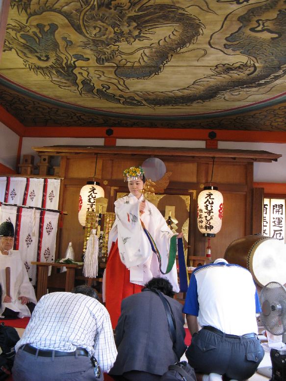 蓬莱山　敬老祭　神鈴の儀