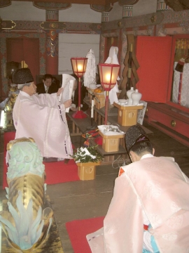 地主神社 元旦祭 宮司祝詞奏上