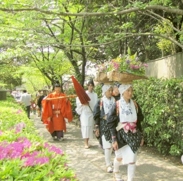 例大祭 地主祭り 白川女