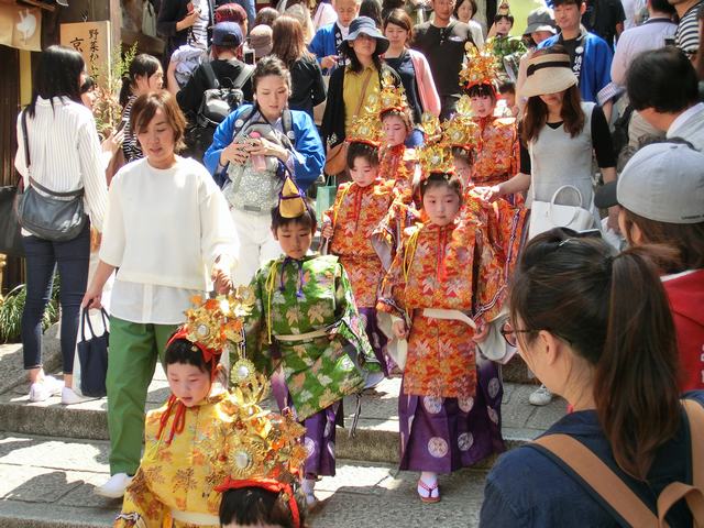 例大祭 地主祭り 稚児