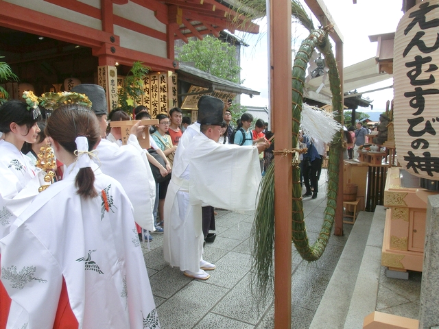 夏越しの大祓祭 茅の輪くぐり