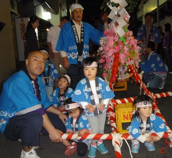 例大祭 地主祭り 宵宮　子供みこし