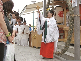 縁結び地主祭り　 神鈴の儀