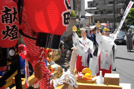 例大祭 地主祭り 霊山町