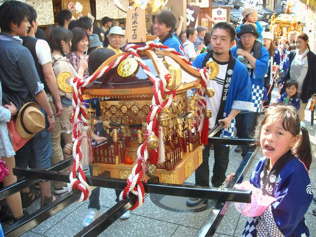 例大祭 地主祭り 御輿