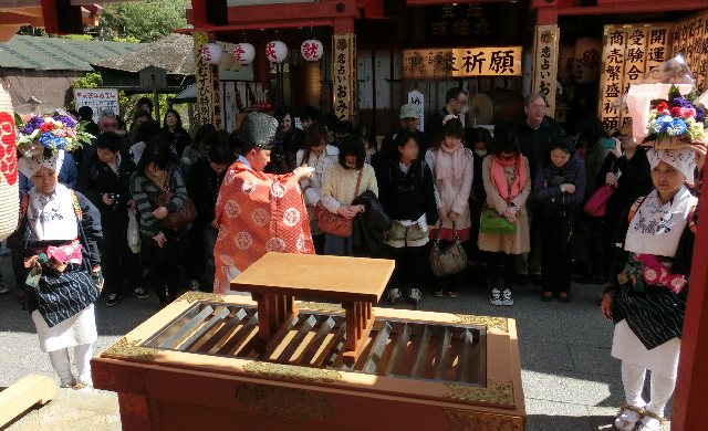 縁結び地主祭り 神鈴の儀