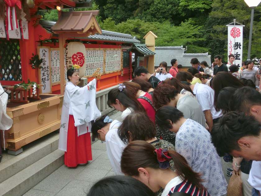 縁結び地主祭り