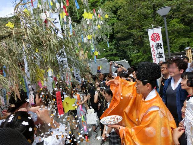 地主神社 恋愛成就七夕祭 七夕こけしお祓い