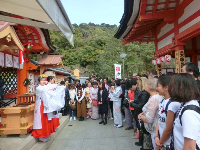 縁結び地主祭り 神鈴の儀